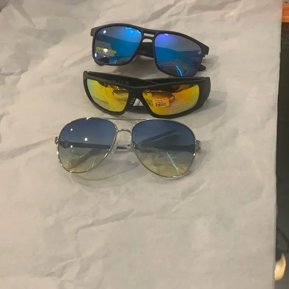 Live and share show flyer half will be donated - Picture 2 of 15